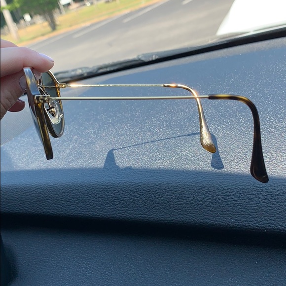 COPY - Ray ban 4253 brown tortoise sunglasses - Picture 2 of 3